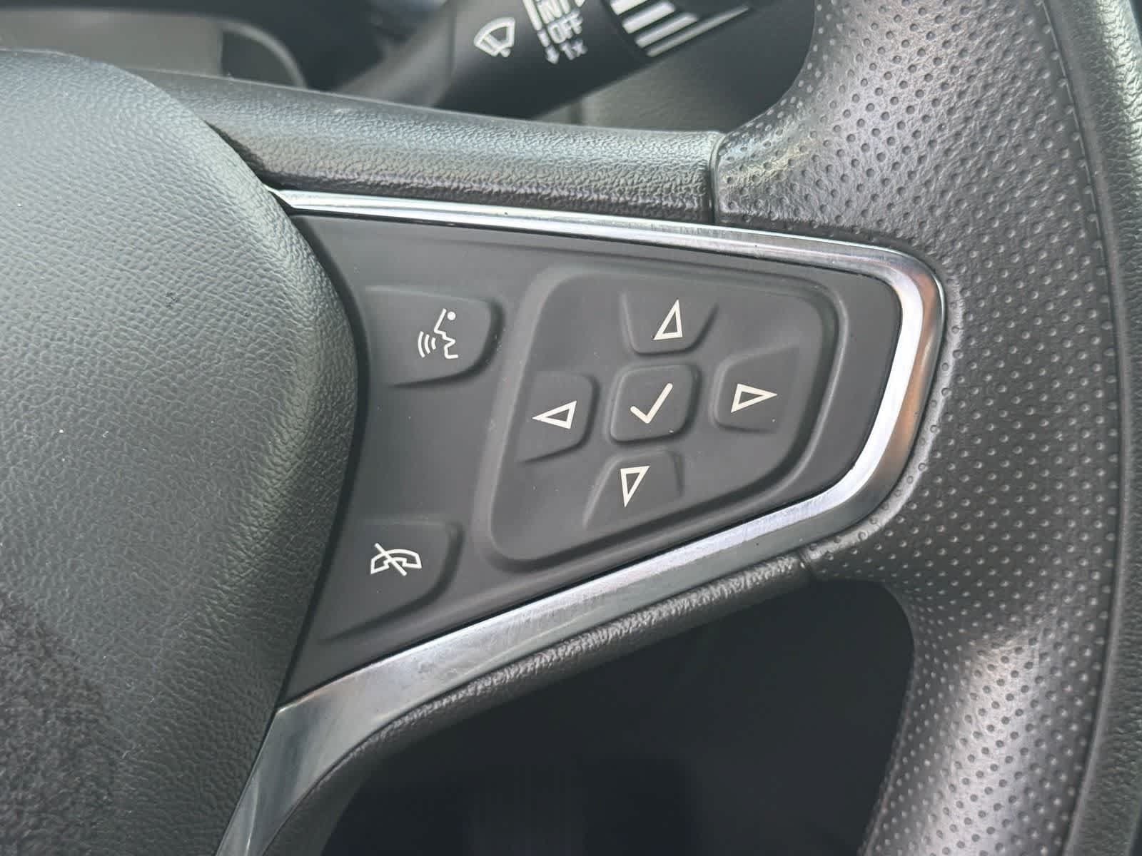 Used 2023 Chevrolet Equinox LT FWD image 18
