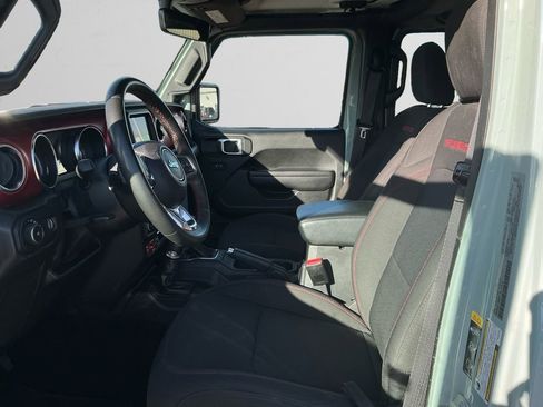 Used 2023 Jeep Wrangler Unlimited Rubicon image 9