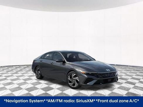 New 2025 Hyundai Elantra SEL image 2