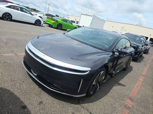 Used 2025 Lucid Air Touring AWD/4WD image 2