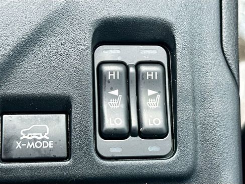 Used 2019 Subaru Crosstrek 2.0i Premium AWD/4WD image 19
