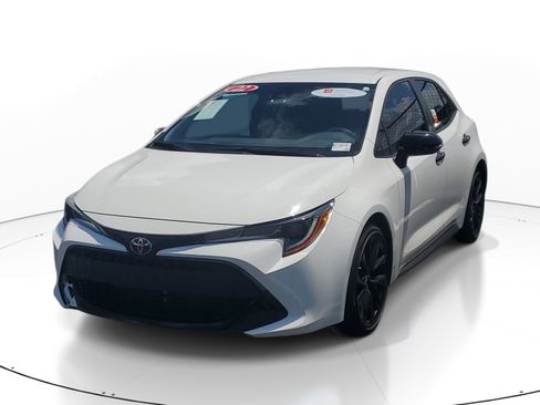Used 2022 Toyota Corolla SE FWD image 3