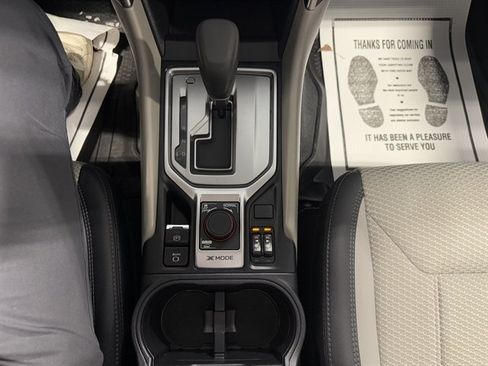 Used 2022 Subaru Forester Premium image 37