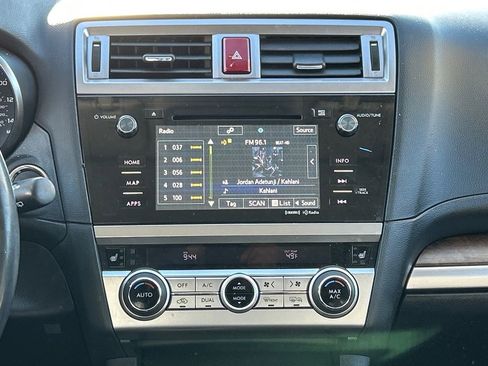 Used 2015 Subaru Outback 2.5i Limited image 19