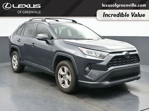 Used 2019 Toyota RAV4 XLE w/ Convenience Package FWD image 1