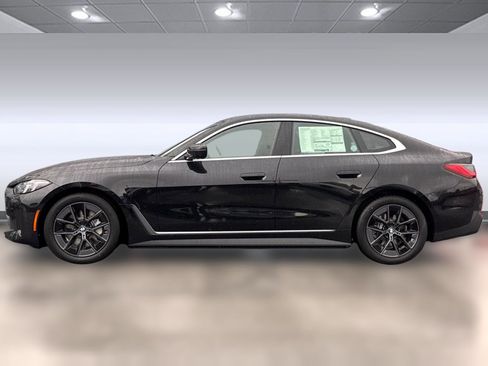 Used 2026 BMW i4 xDrive40i w/ Premium Package AWD/4WD image 2