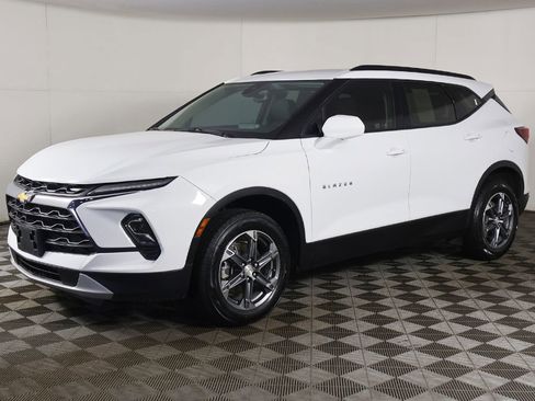 Used 2024 Chevrolet Blazer LT w/ Convenience Package image 7