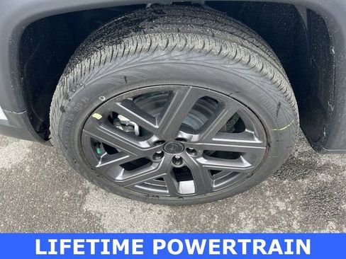 New 2026 Jeep Compass Limited image 12