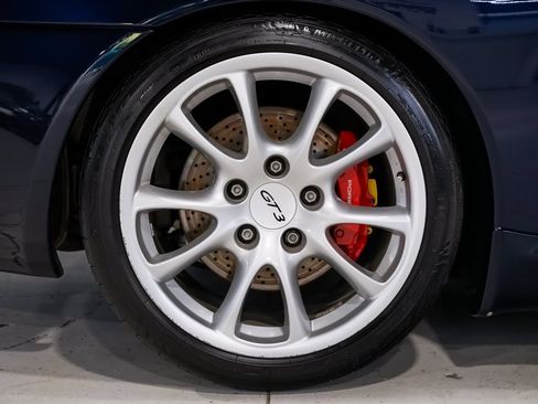 Used 2004 Porsche 911 GT3 RWD image 48