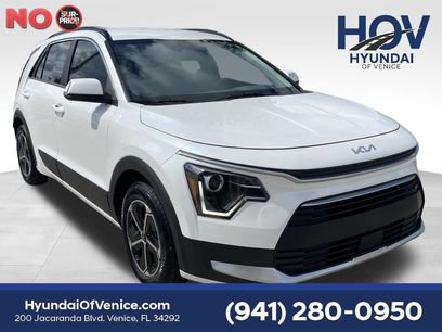 Used 2023 Kia Niro EX