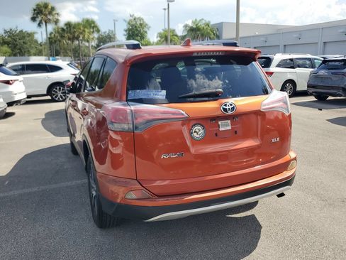 Used 2016 Toyota RAV4 XLE FWD image 6