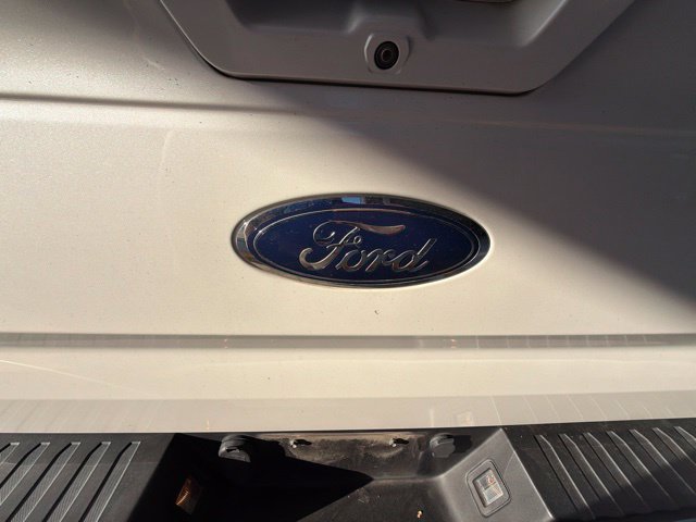 Used 2016 Ford F150 Lariat w/ Equipment Group 502A Luxury AWD/4WD image 36