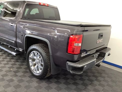 Used 2014 GMC Sierra 1500 SLT w/ SLT Crew Cab Value Package AWD/4WD image 4