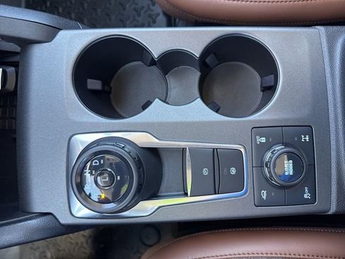 New 2025 Ford Bronco Sport Outer Banks w/ Sasquatch Outer Banks Package AWD/4WD image 38