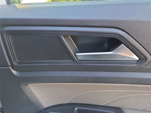 Used 2022 Volkswagen Atlas SEL image 31