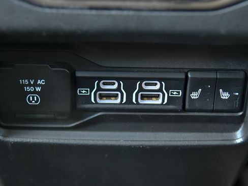 Used 2023 Jeep Grand Cherokee 4WD 4xe image 46