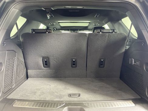 Used 2024 GMC Yukon AT4 image 28