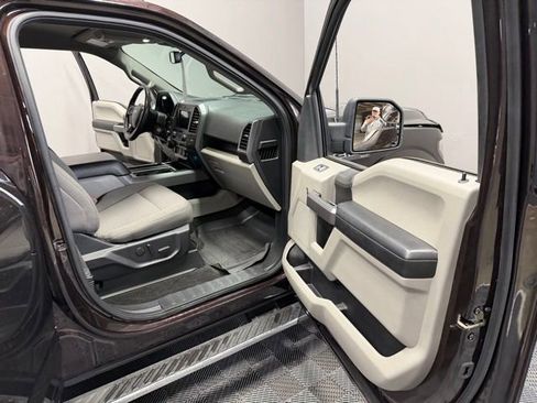 Used 2019 Ford F150 XLT w/ Equipment Group 302A Luxury AWD/4WD image 22