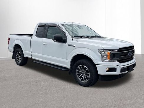 Used 2018 Ford F150 XLT w/ Equipment Group 302A Luxury AWD/4WD image 2