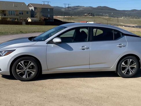 Used 2023 Nissan Sentra SV FWD image 5