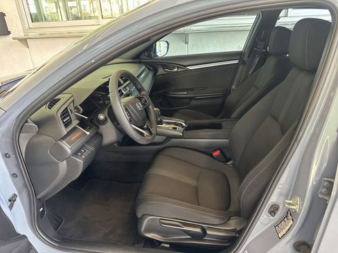 Used 2019 Honda Civic EX image 9