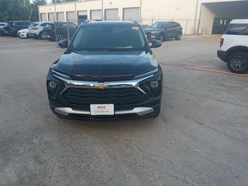 Used 2025 Chevrolet TrailBlazer LT AWD/4WD image 5