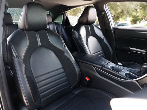 Used 2022 Toyota Avalon XSE FWD image 22