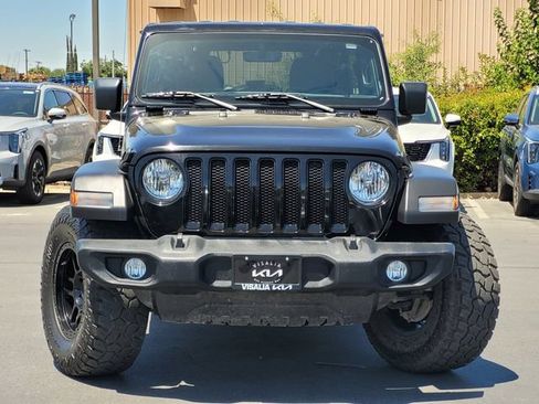 Used 2022 Jeep Wrangler Unlimited Sport AWD/4WD image 3