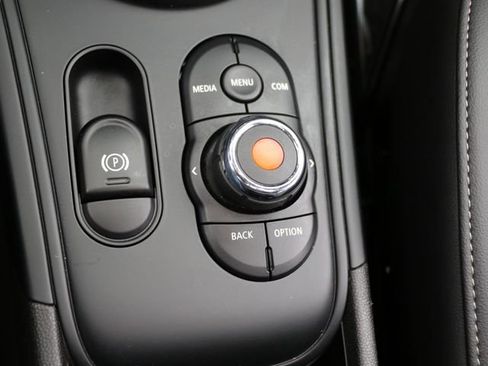 Used 2021 MINI Cooper Countryman FWD image 25
