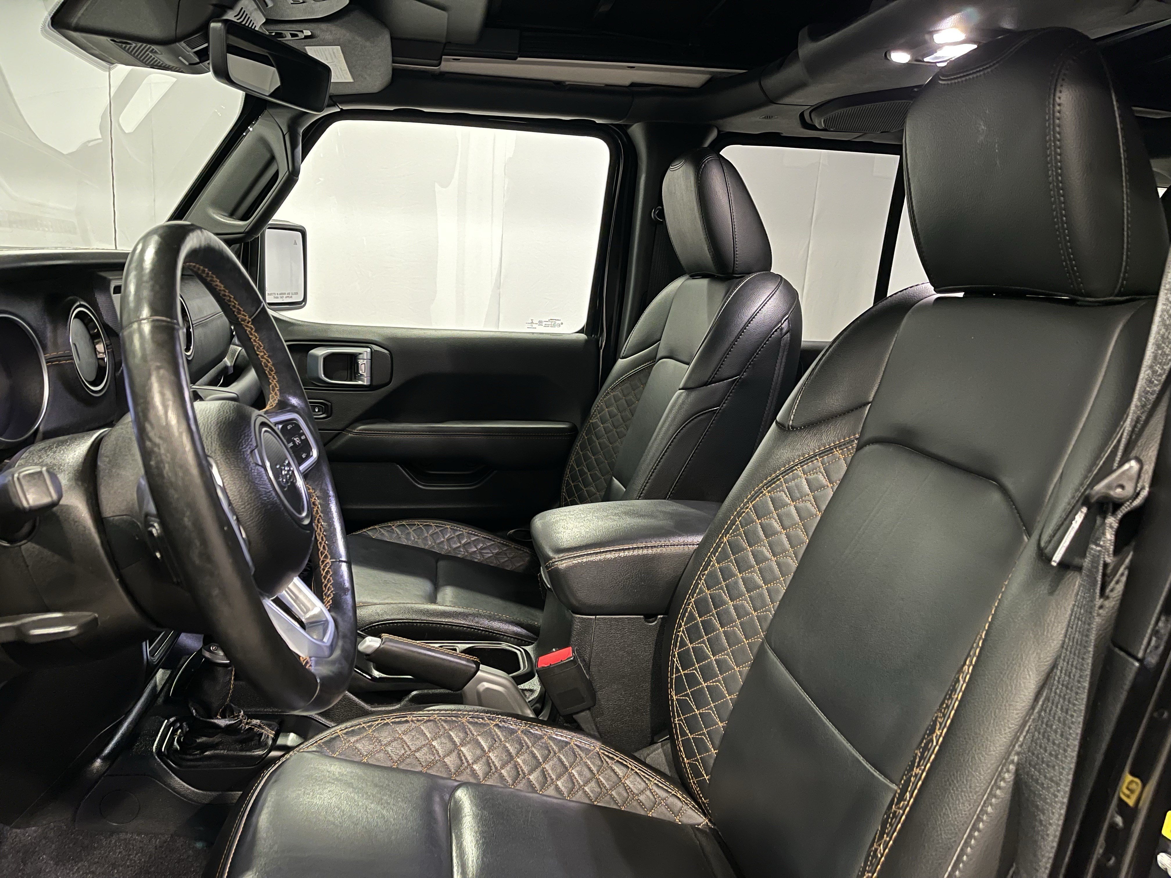 Used 2021 Jeep Wrangler Unlimited Sahara AWD/4WD image 14