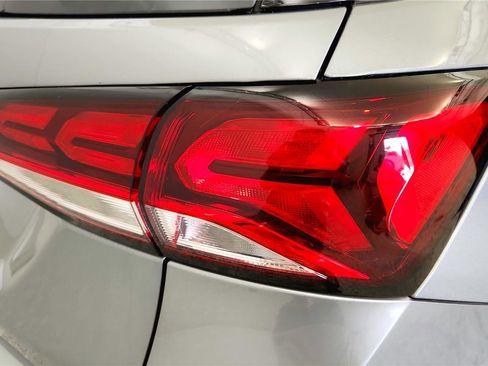 Used 2024 Chevrolet Equinox LS w/ LS Convenience Package FWD image 32