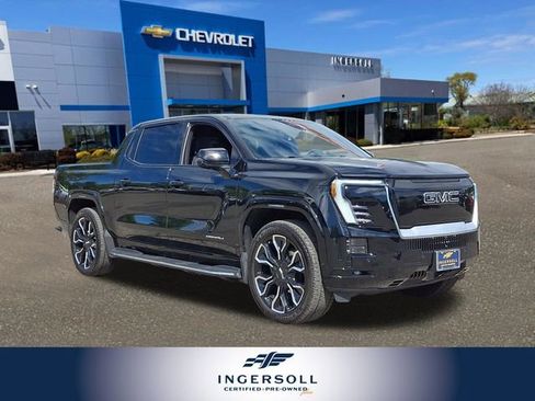 Used 2025 GMC Sierra EV Denali AWD/4WD image 1