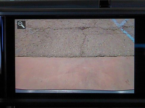 Used 2024 Jeep Gladiator Rubicon w/ Convenience Group image 19