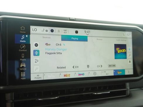 New 2025 Jeep Gladiator Rubicon w/ Convenience Group image 21