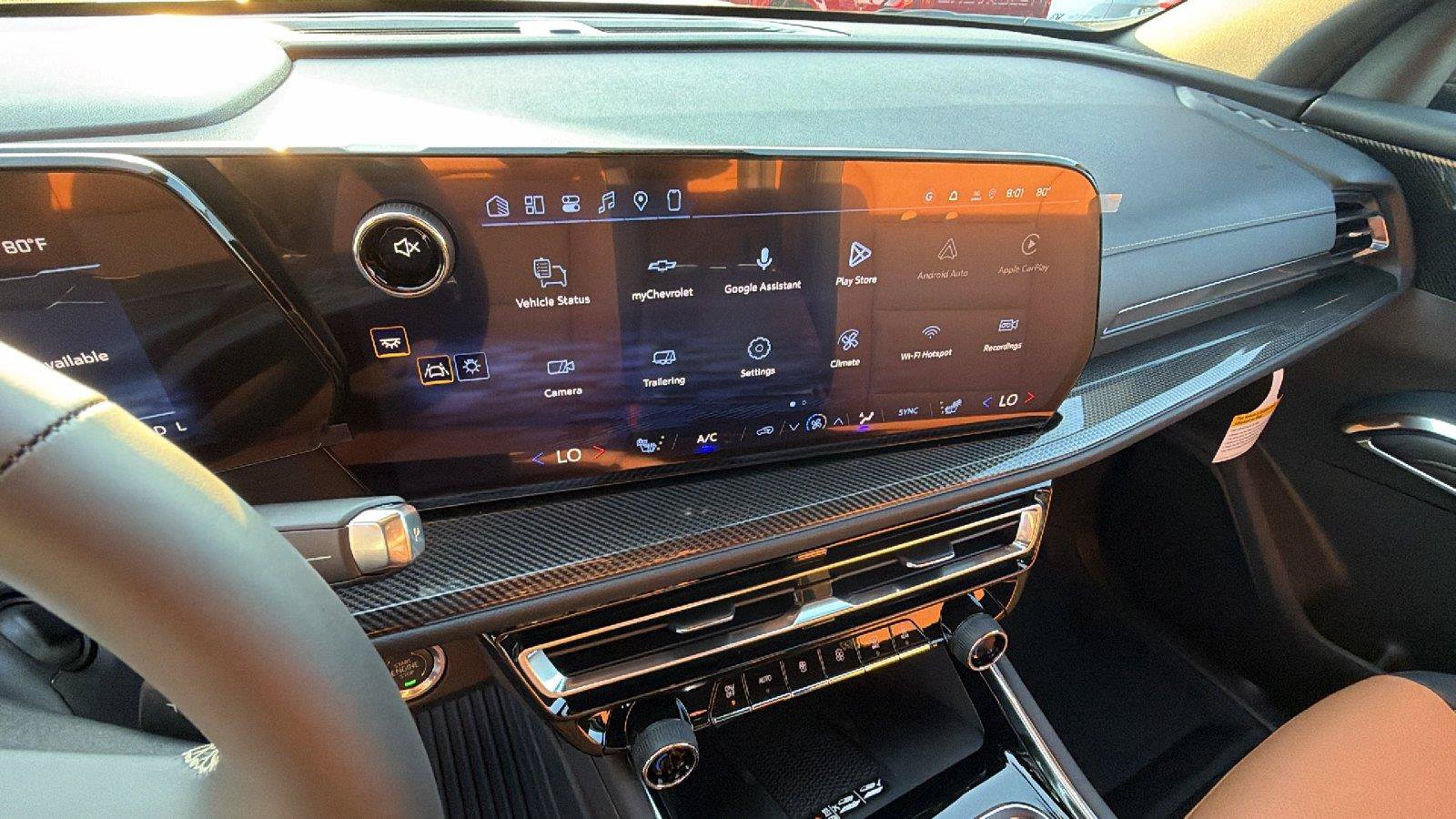 New 2027 Chevrolet Traverse Z71 w/ Driver Confidence Package AWD/4WD image 4