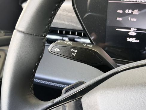 Used 2025 Audi A6 e-tron Premium w/ Ultra Package RWD image 14
