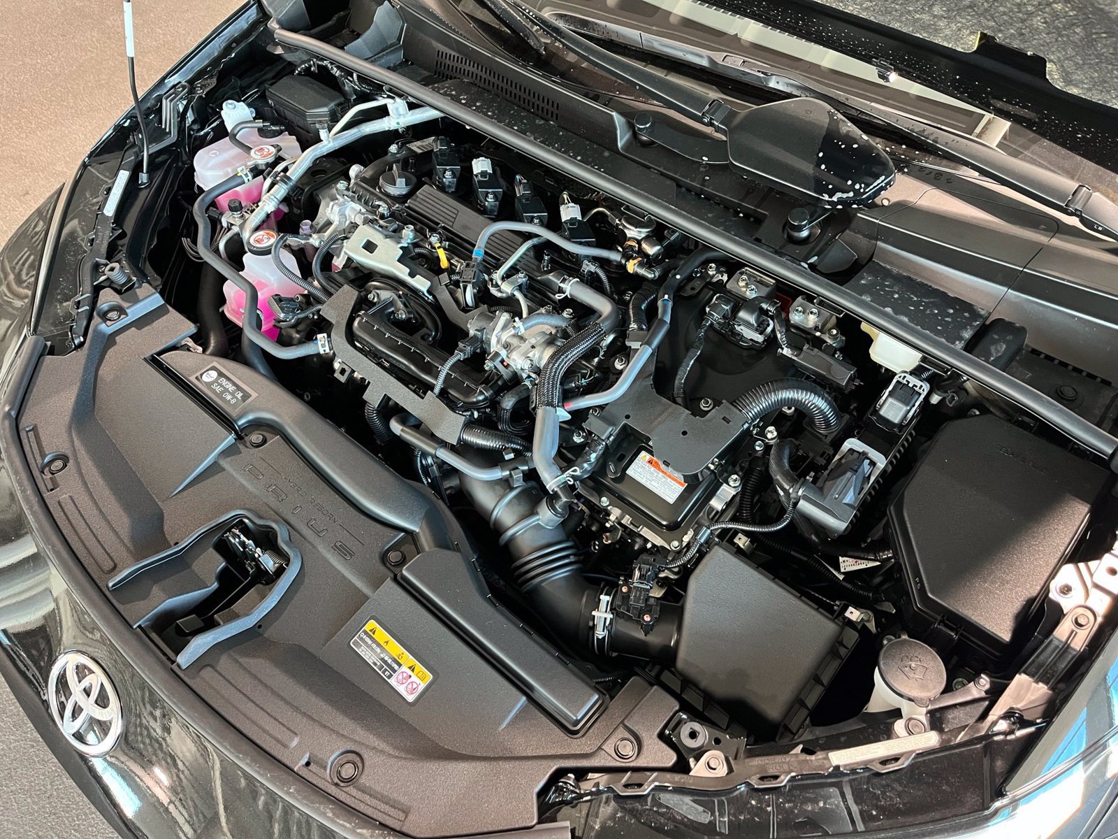 New 2027 Toyota Prius XLE AWD/4WD image 13