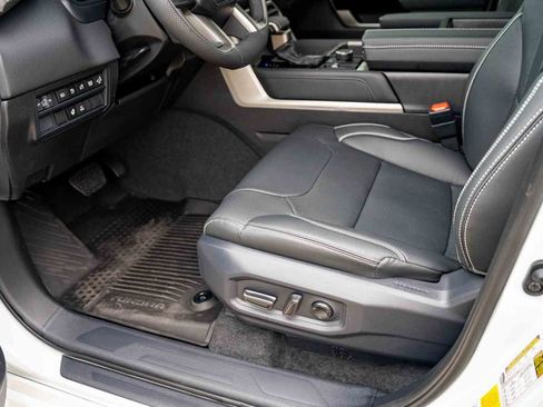 New 2026 Toyota Tundra Limited AWD/4WD image 10