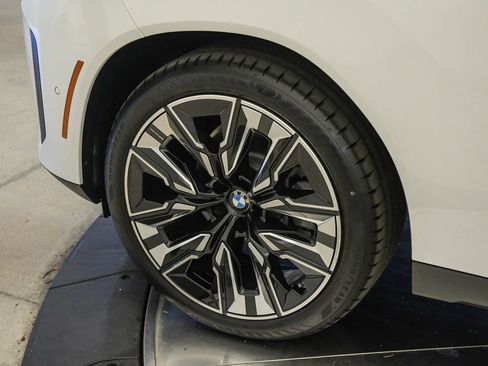 Used 2026 BMW X3 xDrive30i AWD/4WD image 9