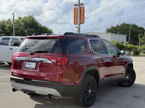 Used 2019 GMC Acadia SLT AWD/4WD image 3