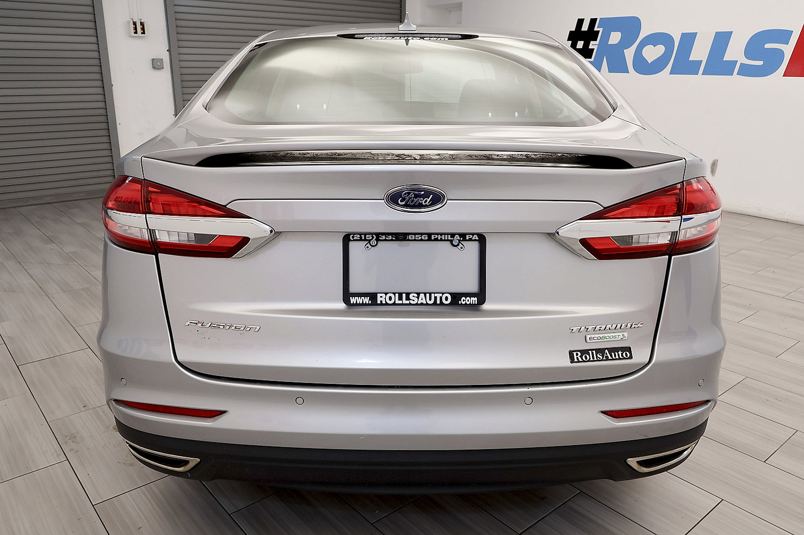 Used 2020 Ford Fusion Titanium FWD image 4