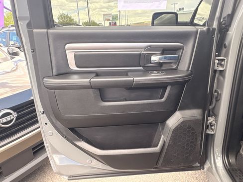 Used 2022 RAM 1500 Classic Warlock w/ Ceramic Grey Warlock Package AWD/4WD image 11