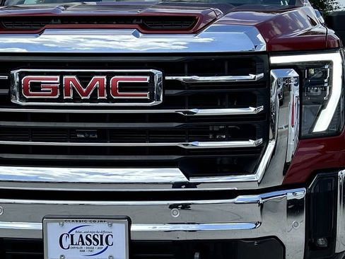 Used 2024 GMC Sierra 2500 SLT w/ Texas SLT Premium Package AWD/4WD image 9