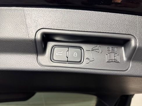 New 2026 Ford Explorer Platinum image 29