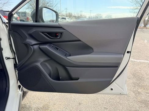 Used 2024 Subaru Crosstrek 2.0i Premium image 8