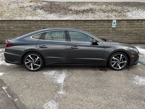 Used 2022 Hyundai Sonata SEL Plus w/ Cargo Package image 6