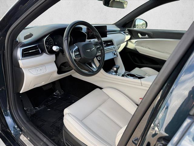 Used 2025 Genesis G70 2.5T RWD image 10