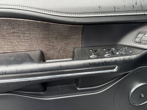 Used 2021 Ford Expedition Max Limited image 11