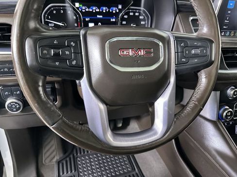 Used 2021 GMC Yukon SLT w/ SLT Luxury Plus Package AWD/4WD image 11