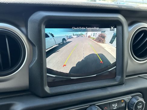 Certified 2021 Jeep Wrangler Unlimited Sport image 24